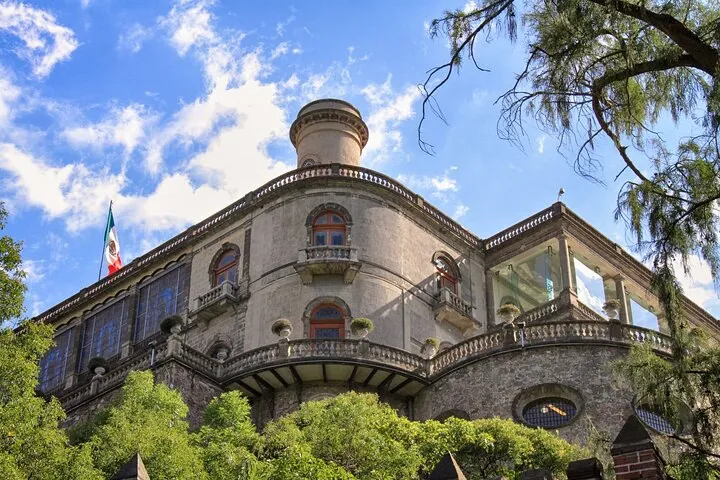 Chapultepec Castle Tour Mexico City — History at 2,300m | Y&D Travel