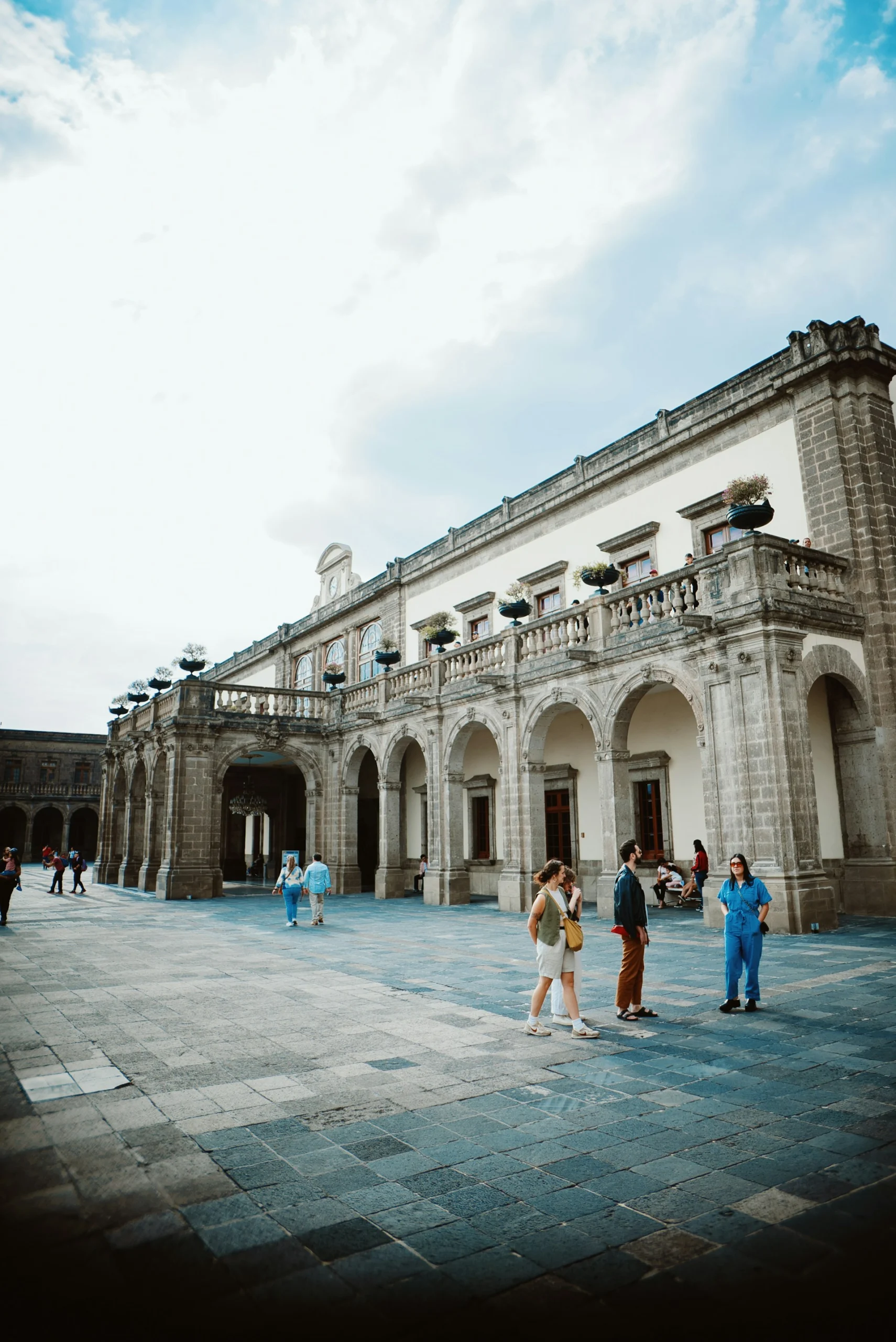 Chapultepec Castle Tour Mexico City — History at 2,300m | Y&D Travel